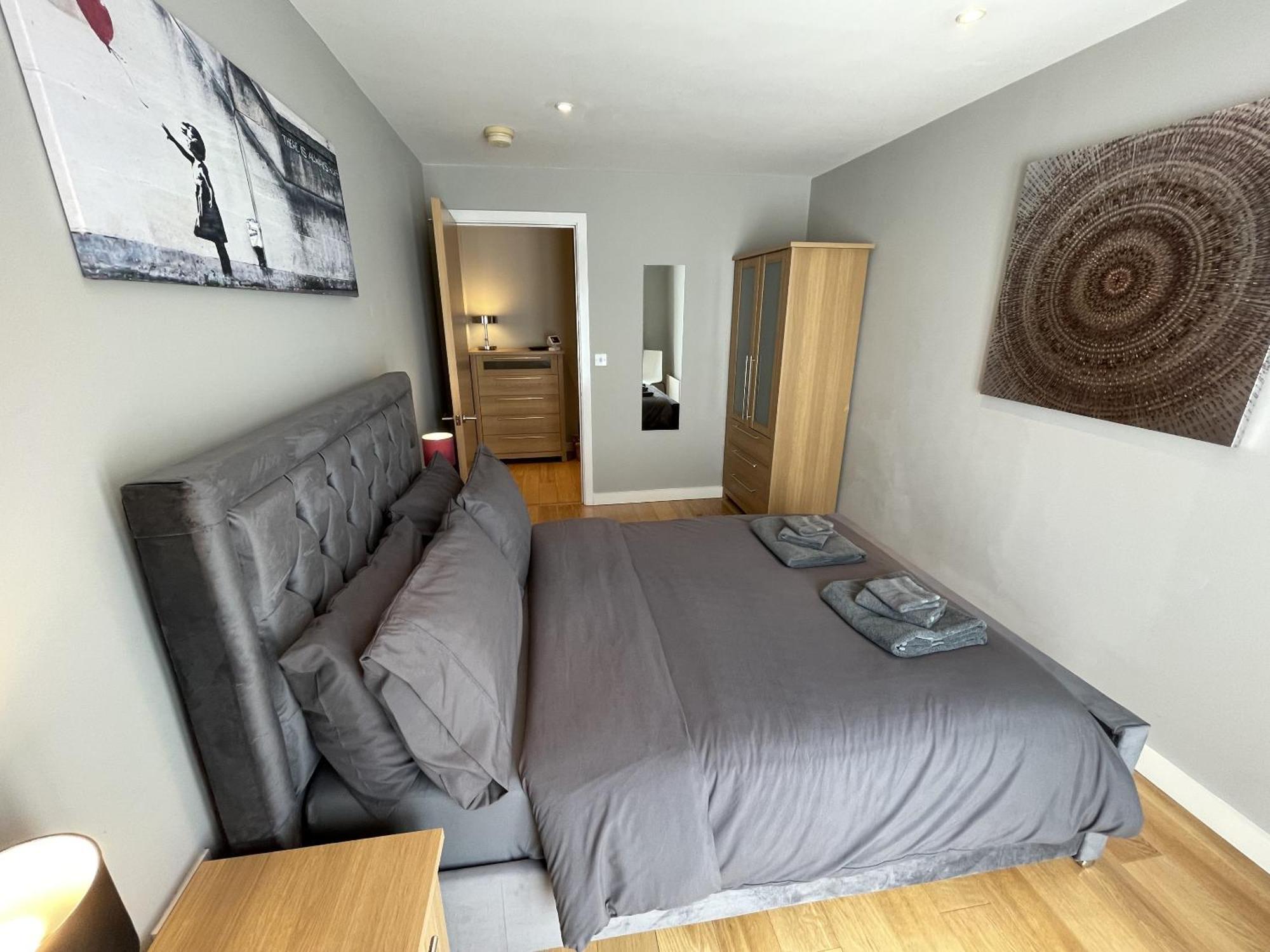 Stunning 2-Bed Town Centre Apartment - Hosted By Hutch Lifestyle Royal Royal Leamington Spa Exterior foto